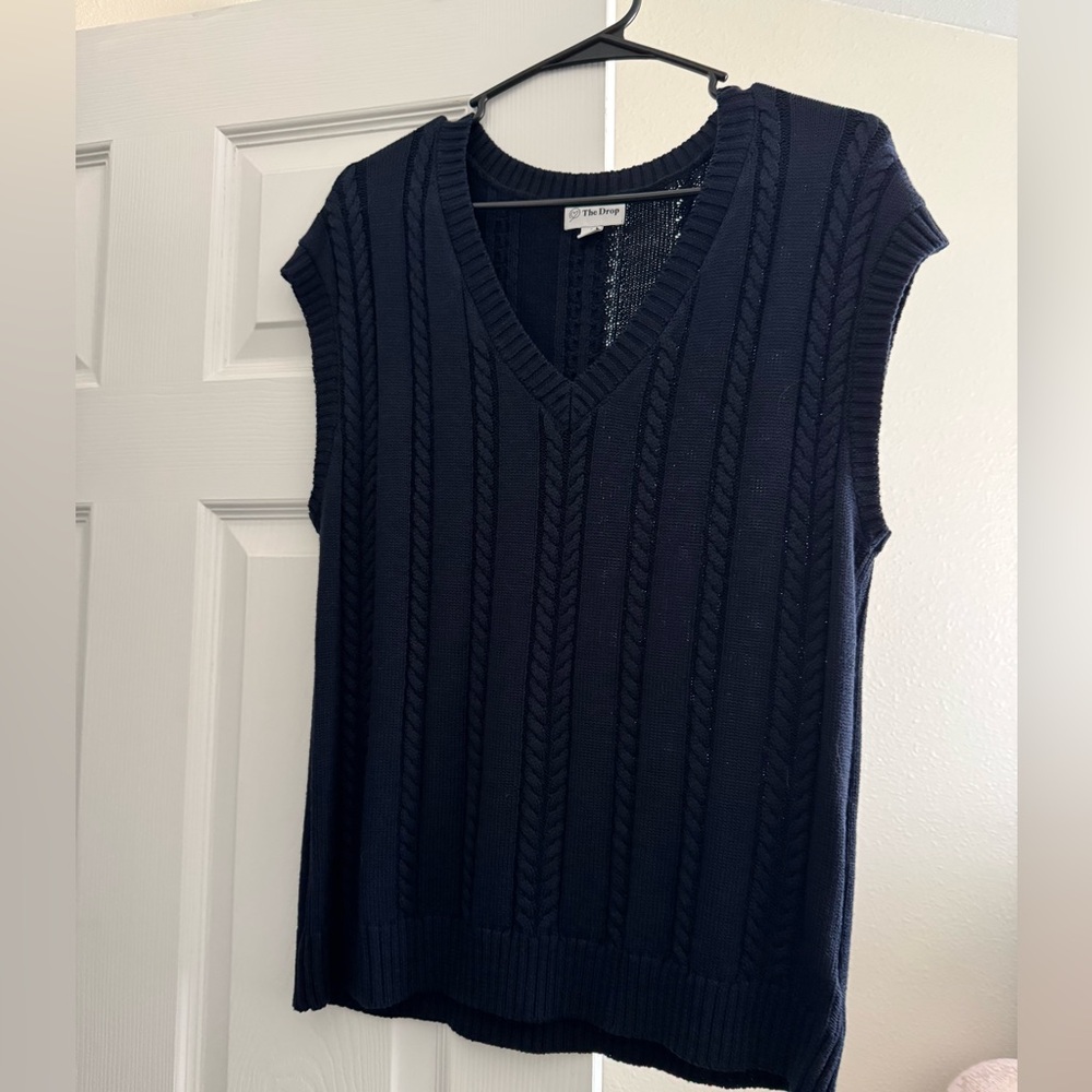 The Drop Cable Knit Sweater Vest (Size S)